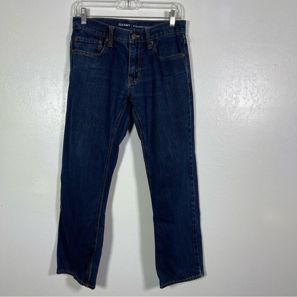 Old Navy Straight Leg Jeans. Size 29x30. Dark Wash. In excellent condition!